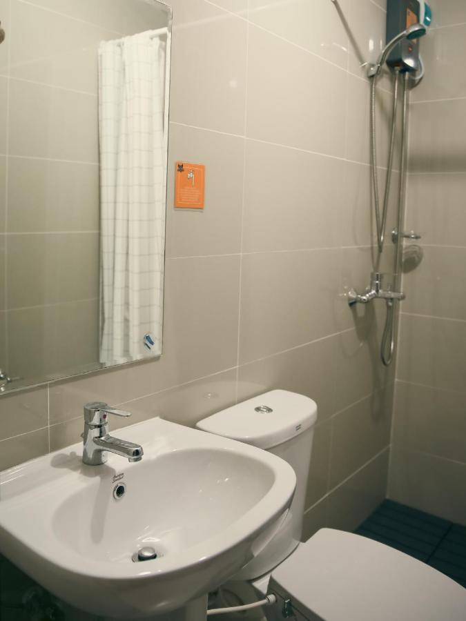 Apartment The Bat Cave 2 @manhattan Heights Manila
