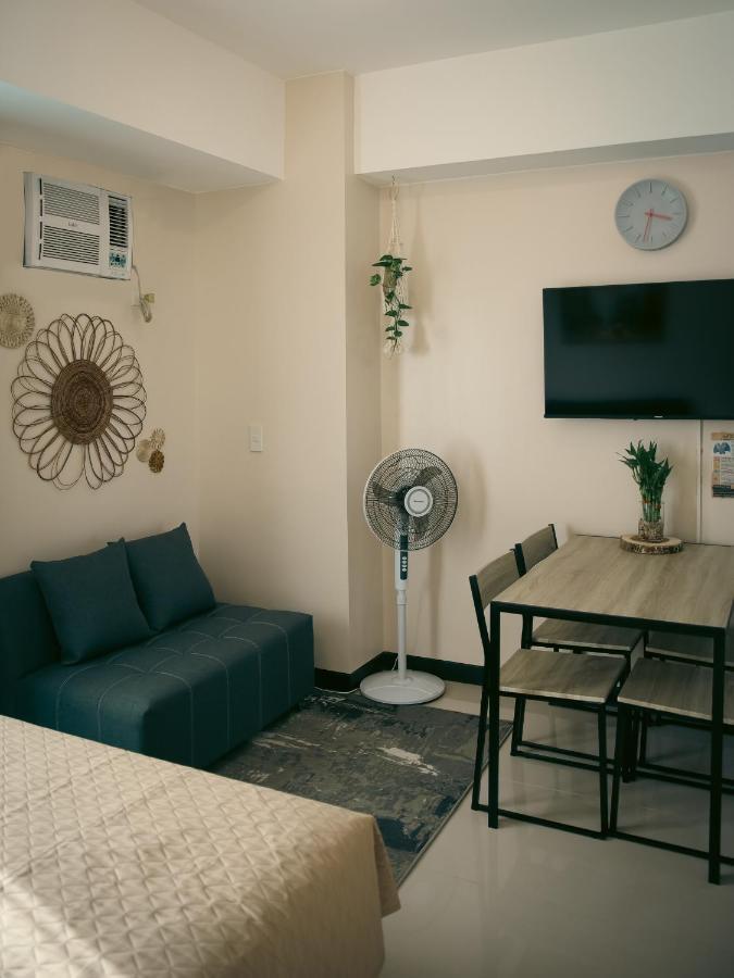 Apartment The Bat Cave 2 @manhattan Heights *