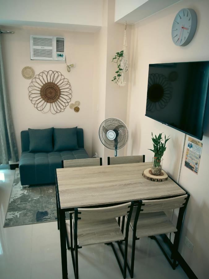 Apartment The Bat Cave 2 @manhattan Heights *